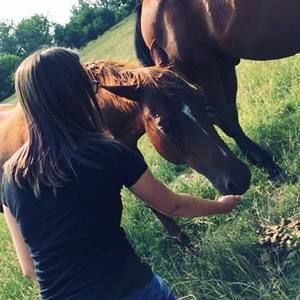 Meet your Posher, Lhesa